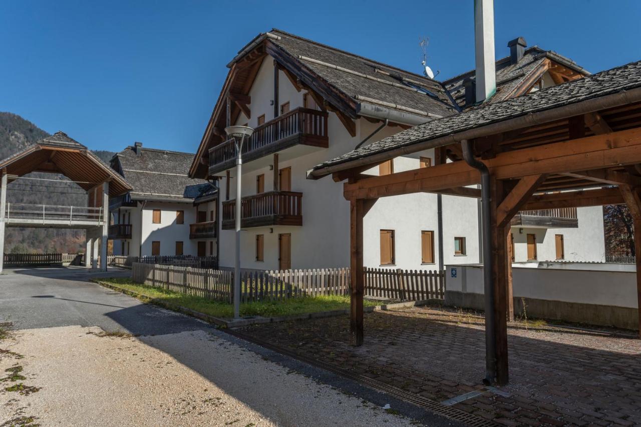 Golf View Apt With Parking And Mountain View! Apartment Tarvisio Bagian luar foto