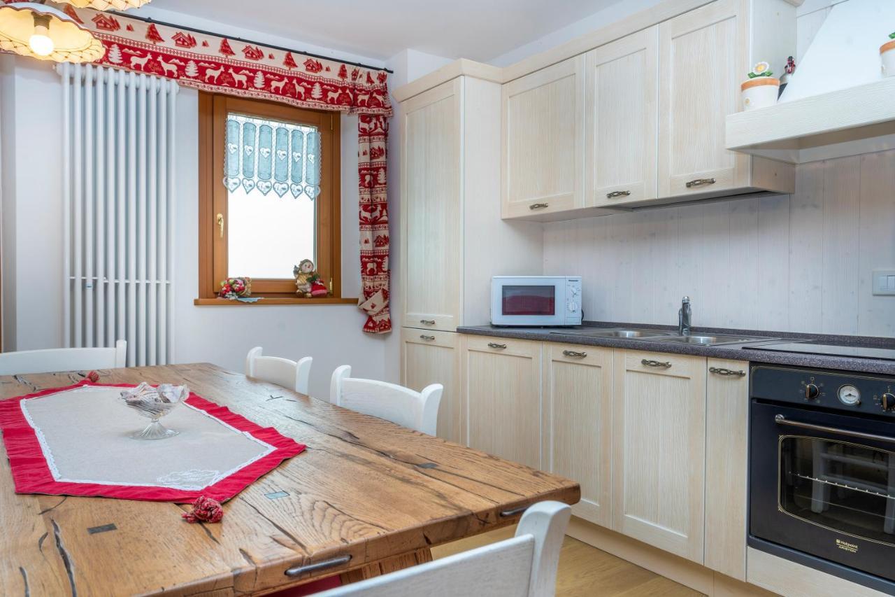Golf View Apt With Parking And Mountain View! Apartment Tarvisio Bagian luar foto