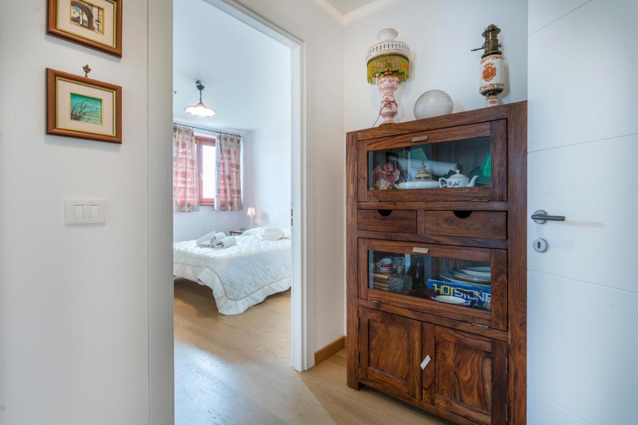 Golf View Apt With Parking And Mountain View! Apartment Tarvisio Bagian luar foto
